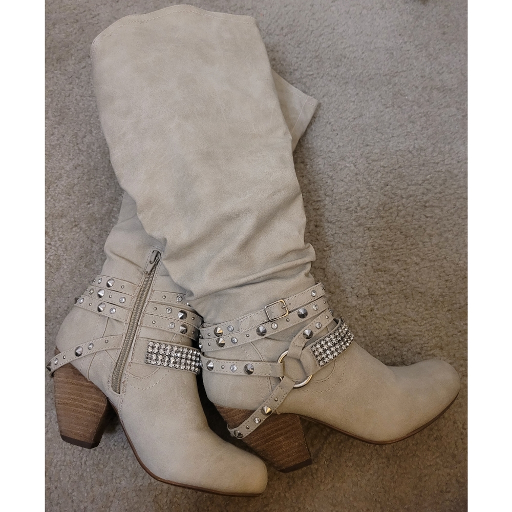 NOT RATED Women's Bling Boots | Cream